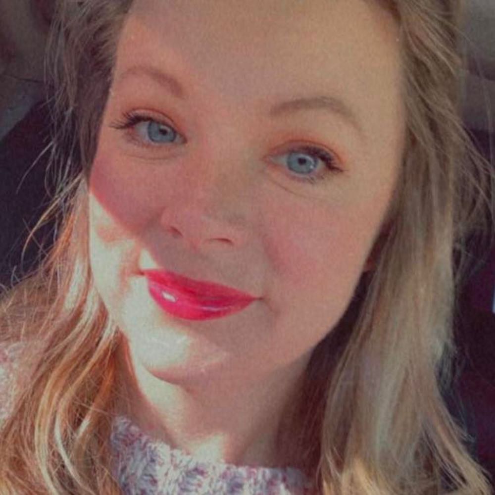 Meet your Posher, Amie